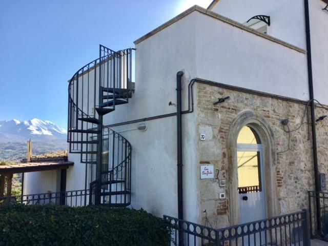 Casa Elvira Basilico Villa San Valentino in Abruzzo Citeriore Exterior photo